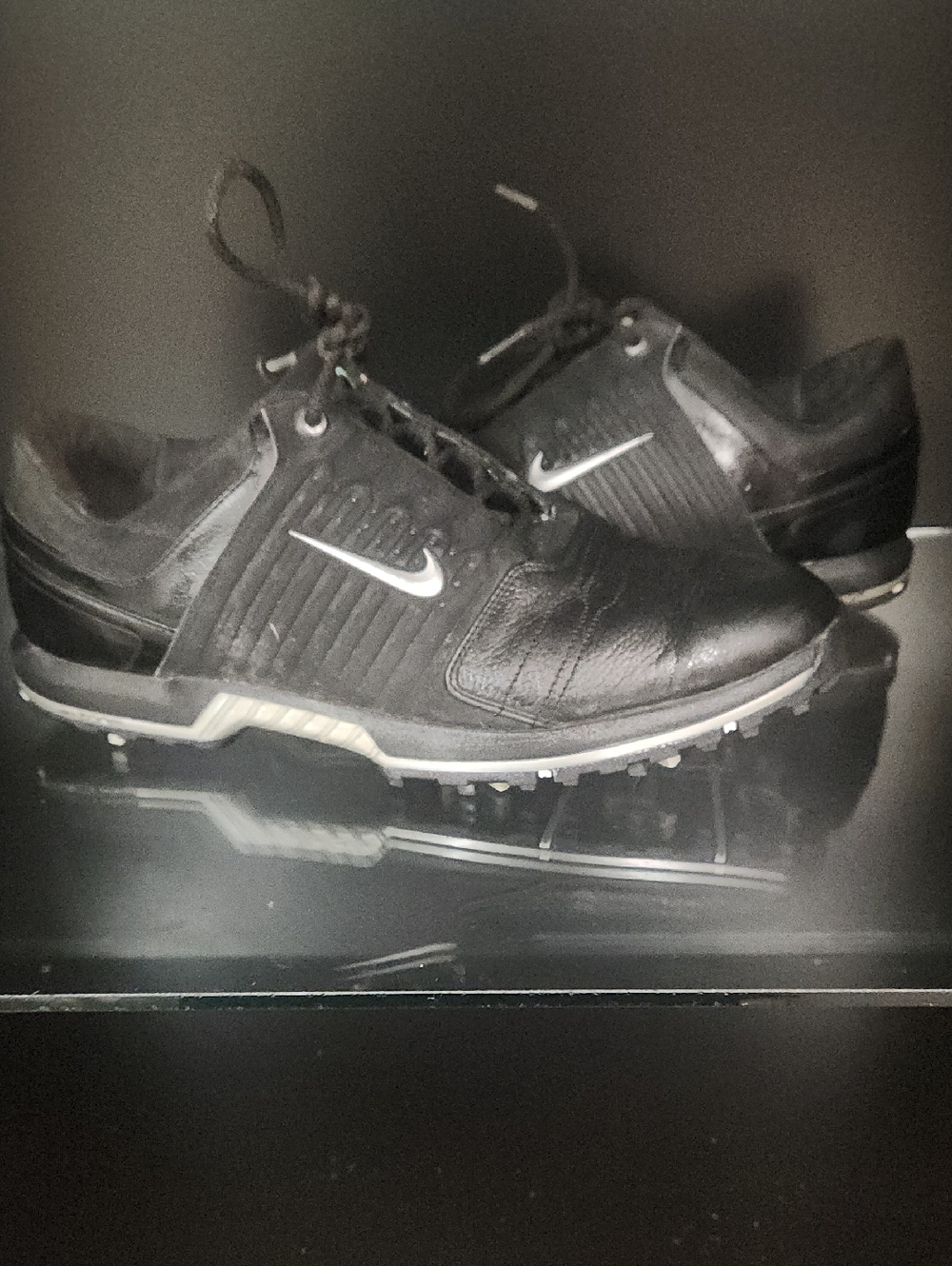 Nike Men’s Black Leather Athletic Shoes with White Swoosh Golf Shoes Worn Once!